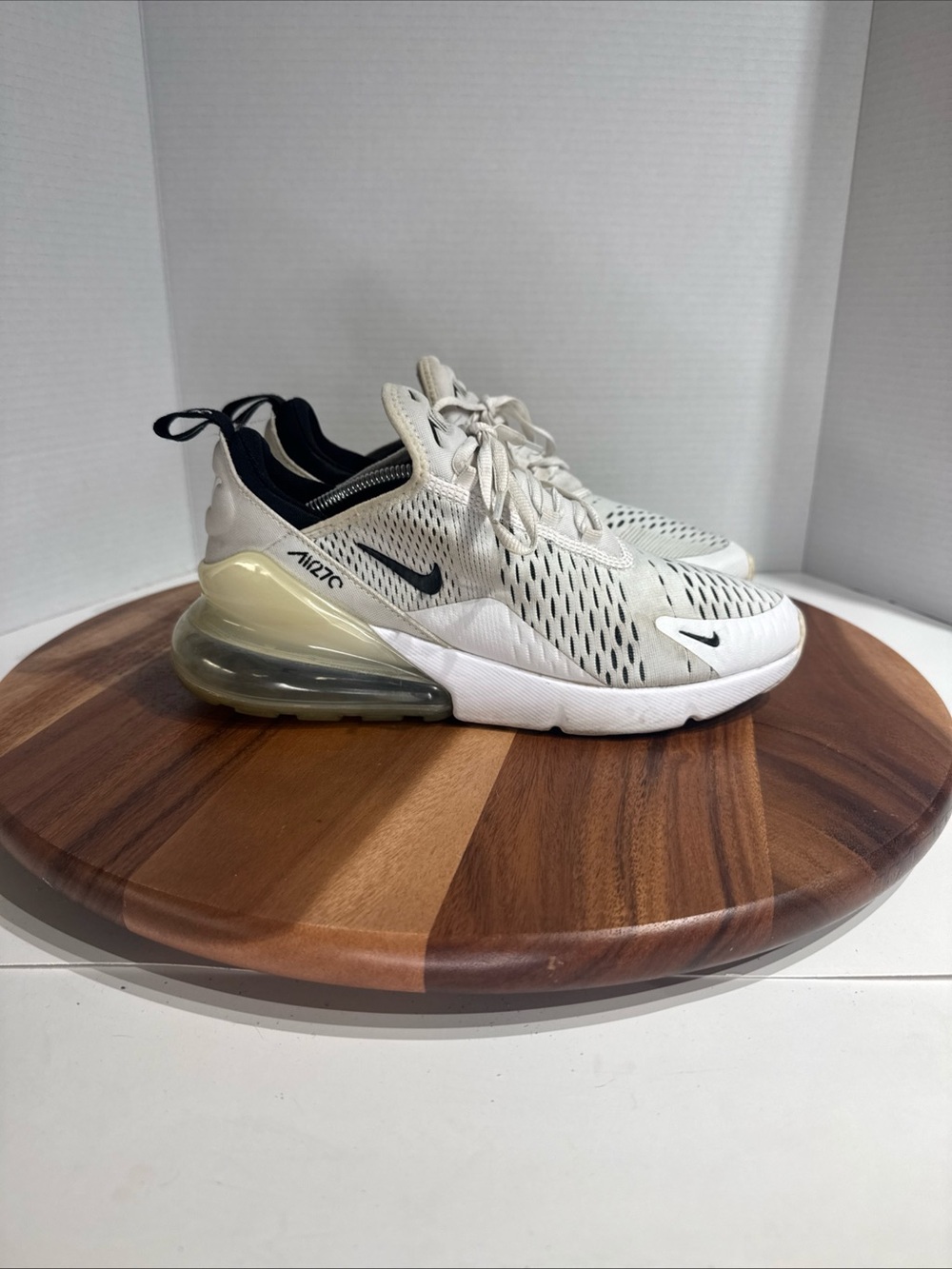 Nike Air Max 270 Shoes White Sneaker Athletic Running AH6789-100 Women’s Size 9